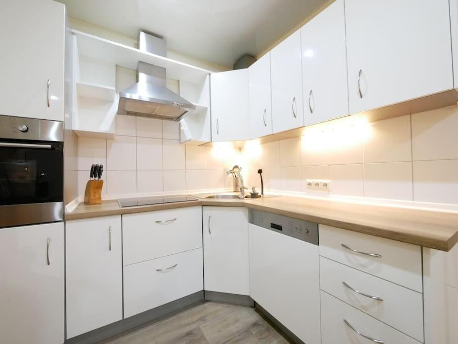 61 M2 Erdgeschosswohnung Mit Eigenem Parkplatz Vorm Haus 오스나브루크 외부 사진